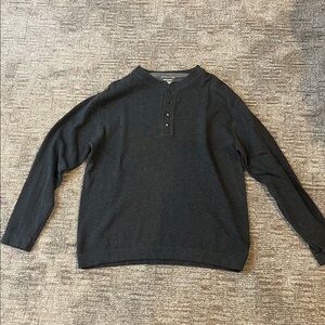 St. John's Bay Gray Henley Sweater L